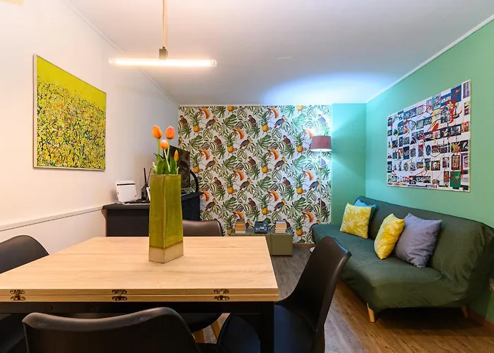 Interno 43 *